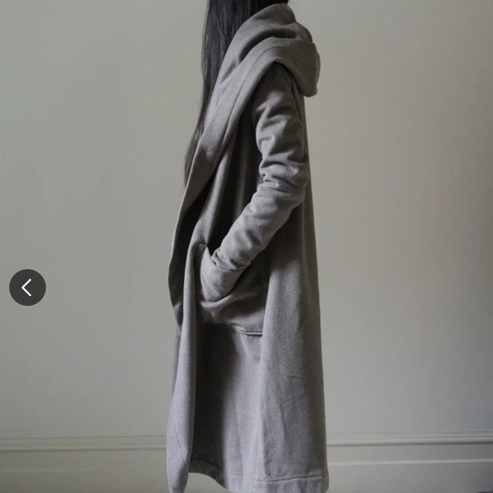 ISO ovate aurora coat